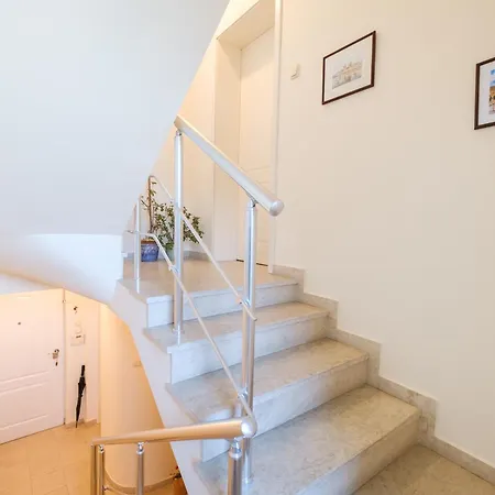 Feriehus The Hill House Free Parking *