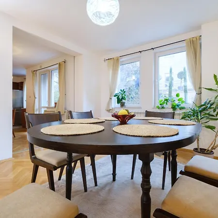 Feriehus The Hill House Free Parking Plovdiv