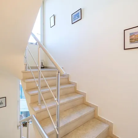 The Hill House Free Parking Plovdiv