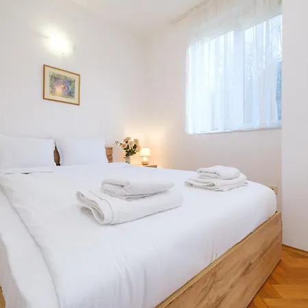 The Hill House Free Parking Feriehus Plovdiv