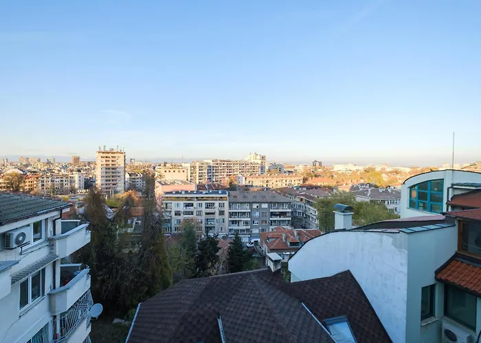 The Hill House Free Parking Ferienhaus