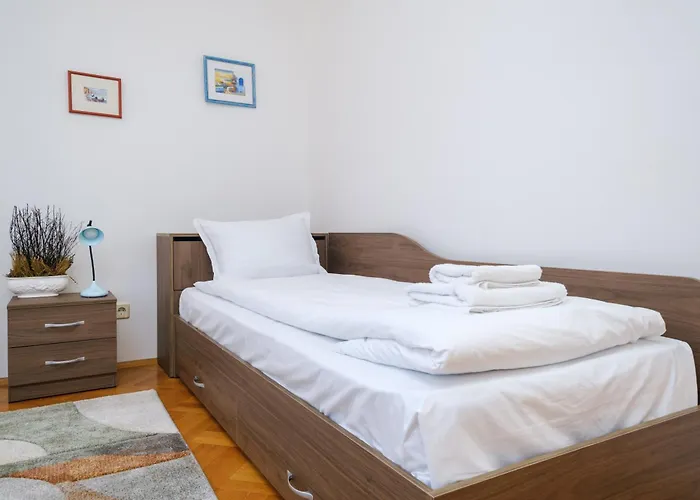 The Hill House Free Parking Plowdiw